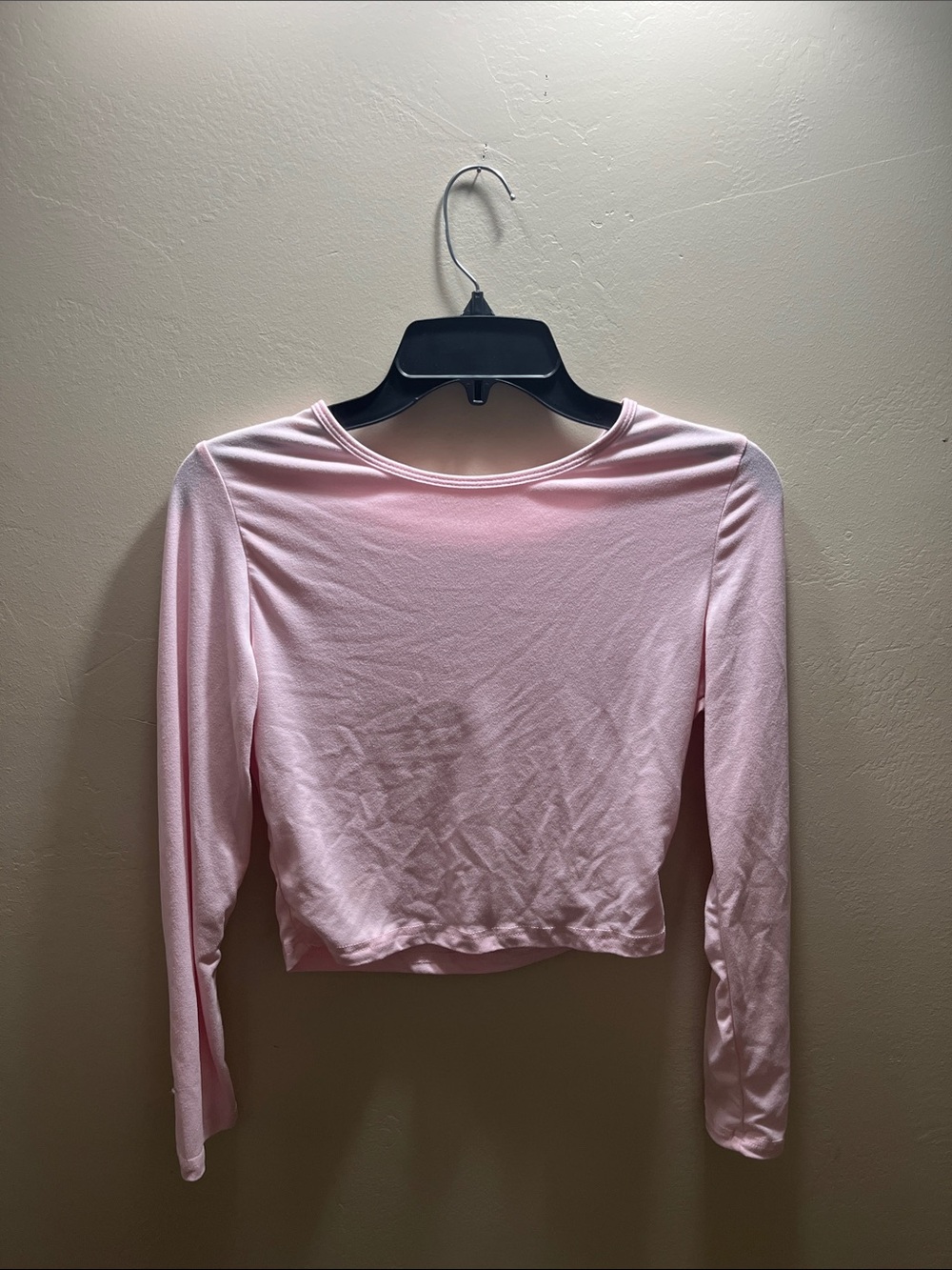 SHEIN Light Pink Long Sleeve Crop Tee